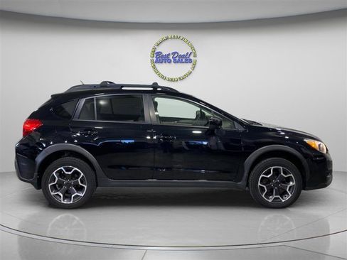 Used 2015 Subaru Crosstrek 2.0i Premium w/ Moonroof Package AWD/4WD image 6