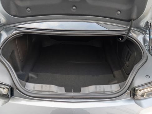 Used 2019 Chevrolet Camaro SS image 28