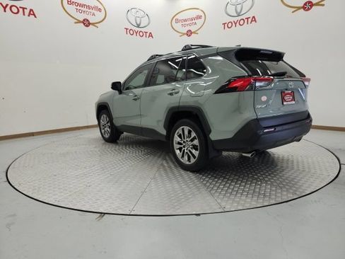 Used 2023 Toyota RAV4 XLE Premium FWD image 6