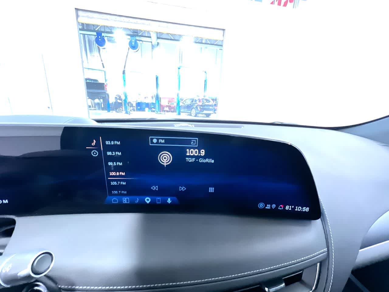 Used 2025 Cadillac CT5 Premium Luxury w/ Sun And Sound Package AWD/4WD image 27