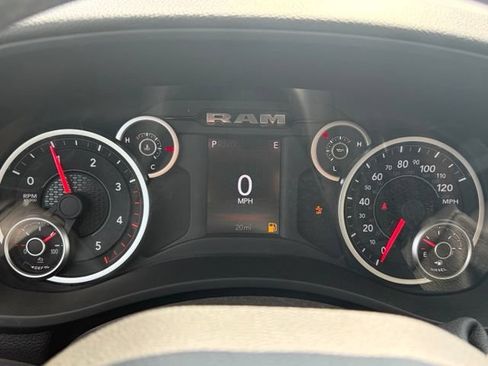 New 2026 RAM 2500 Big Horn AWD/4WD image 17