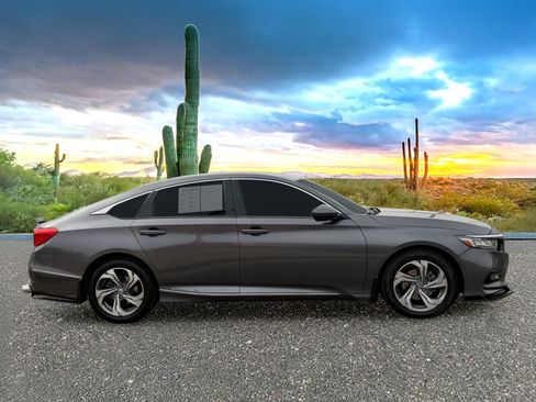 Used 2019 Honda Accord EX image 4