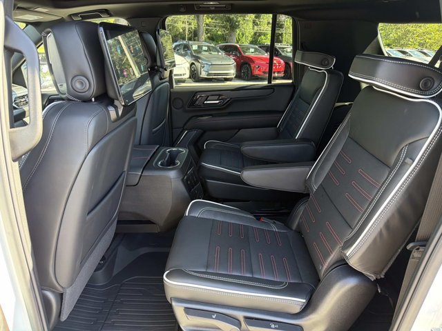 Used 2026 GMC Yukon XL AT4 Ultimate w/ LPO, Floor Liner Package AWD/4WD image 16