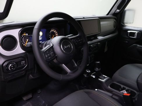 New 2026 Jeep Gladiator Sport image 19