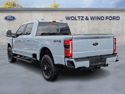 Used 2024 Ford F250 Lariat w/ Black Appearance Package image 4