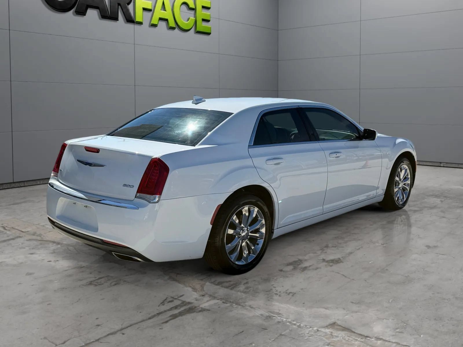 Used 2019 Chrysler 300 Touring AWD/4WD image 13