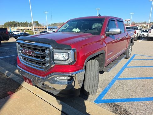 Used 2018 GMC Sierra 1500 SLT w/ SLT Premium Package image 3