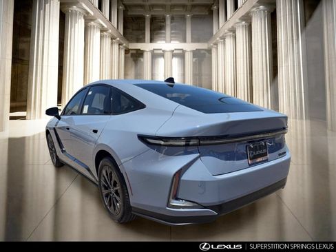 New 2026 Lexus ES 350e FWD image 6