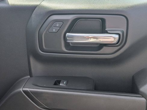 Used 2022 Chevrolet Silverado 1500 Custom RWD image 31