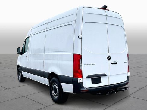 Used 2023 Mercedes-Benz Sprinter 2500 image 11