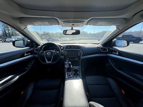 Used 2017 Nissan Maxima 3.5 SL image 10