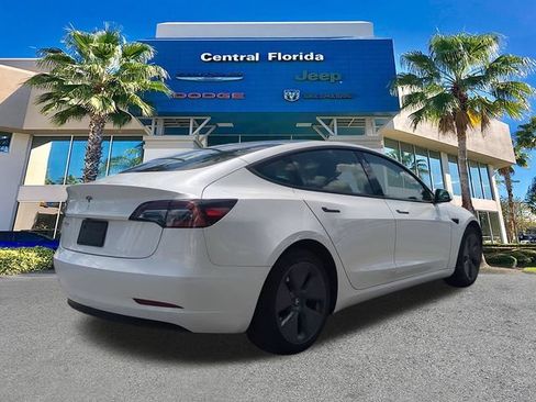 Used 2023 Tesla Model 3 Standard Range RWD image 5