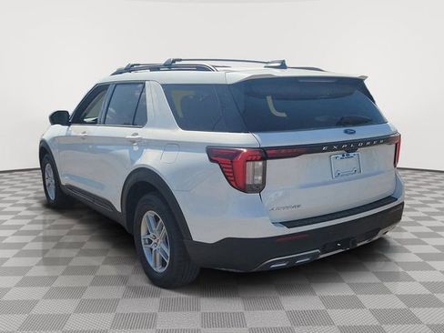 New 2026 Ford Explorer Active w/ Active Comfort Package RWD image 4