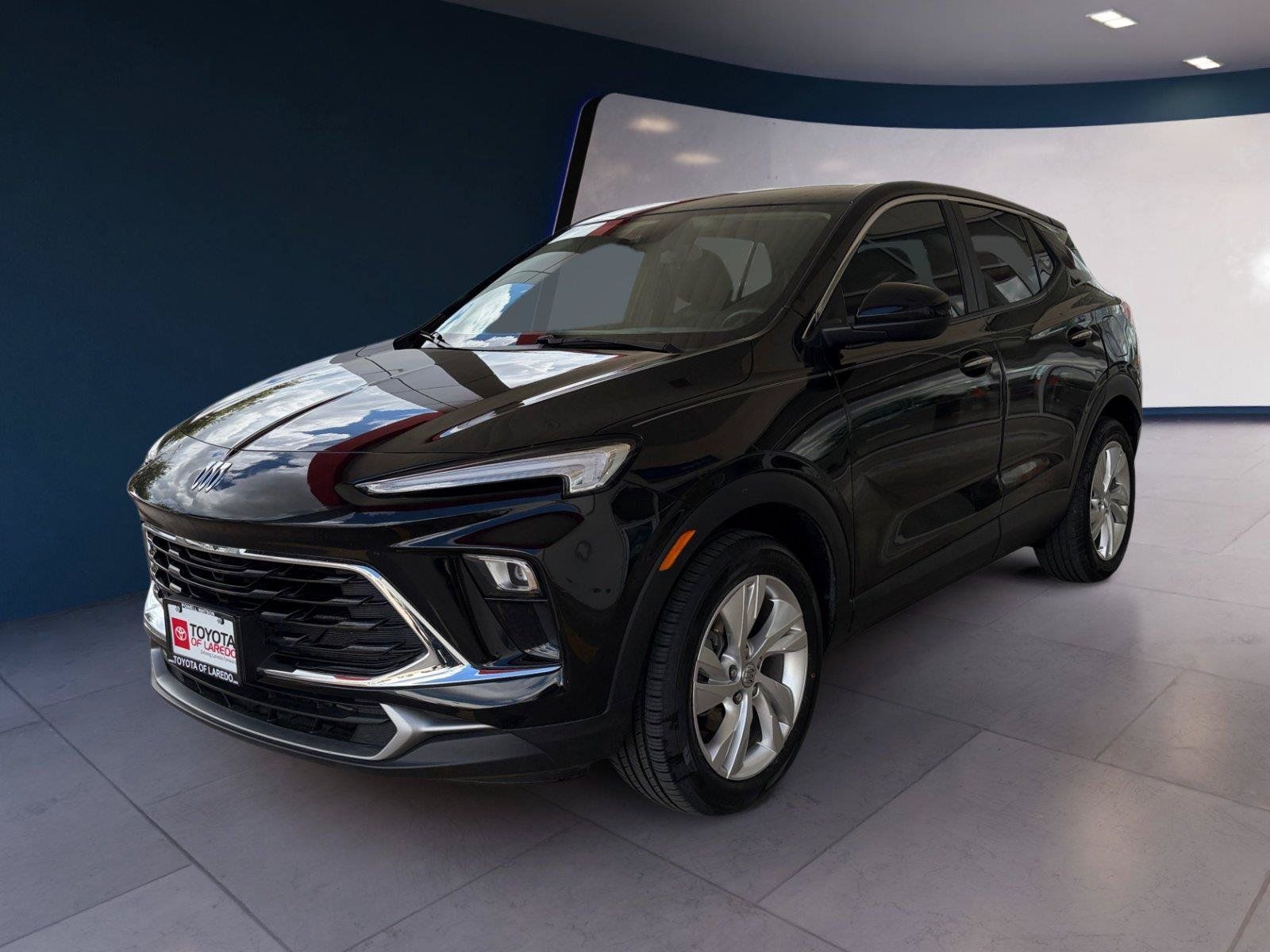 Used 2025 Buick Encore GX Preferred FWD image 1
