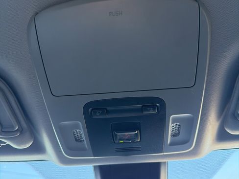 Used 2020 Toyota Camry LE image 60