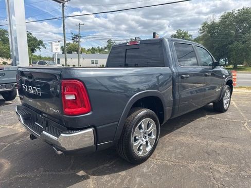 New 2026 RAM 1500 4x4 Crew Cab image 3