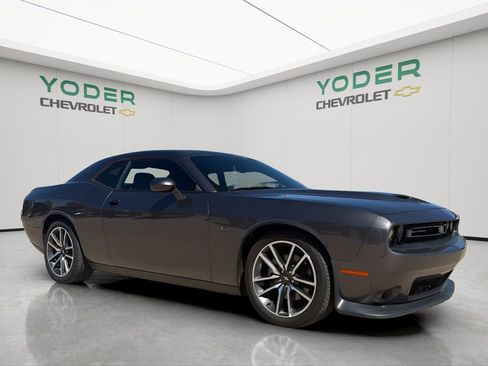 Used 2023 Dodge Challenger R/T image 2