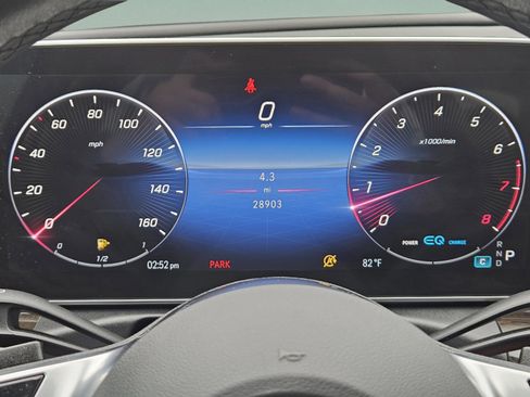 Used 2022 Mercedes-Benz C 300 Sedan image 25