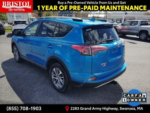 Used 2017 Toyota RAV4 XLE w/ All Weather Liner Package AWD/4WD image 7
