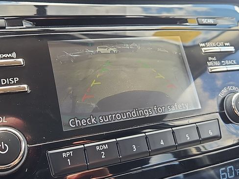 Used 2017 Nissan Rogue Sport SV AWD/4WD image 15