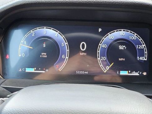 Used 2024 Jeep Grand Cherokee Limited image 18