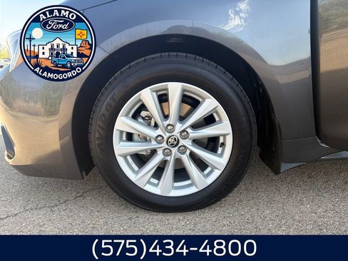 Used 2026 Toyota Corolla SE FWD image 26