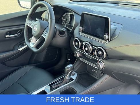 Used 2023 Nissan Sentra SR w/ SR Premium Package image 10