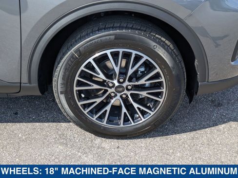 New 2025 Ford Escape SE image 12