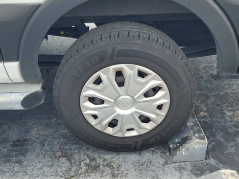 Used 2023 Ford Transit 250 Low Roof w/ Exterior Upgrade Package RWD image 5