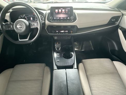 Used 2023 Nissan Rogue SV FWD image 24