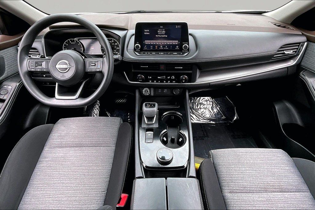 Used 2023 Nissan Rogue SV AWD/4WD image 9