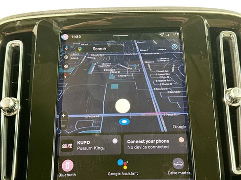 New 2026 Volvo XC40 B5 Ultra w/ Climate Package image 14