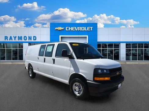 New 2025 Chevrolet Express 3500 Extended w/ Driver Convenience Package RWD image 11