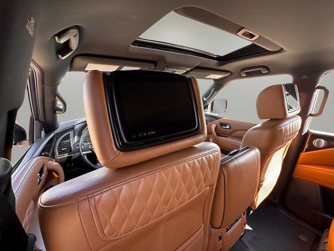 Used 2022 INFINITI QX80 Sensory w/ All-Season Package image 27