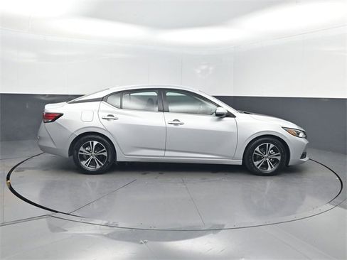 Used 2023 Nissan Sentra SV image 33