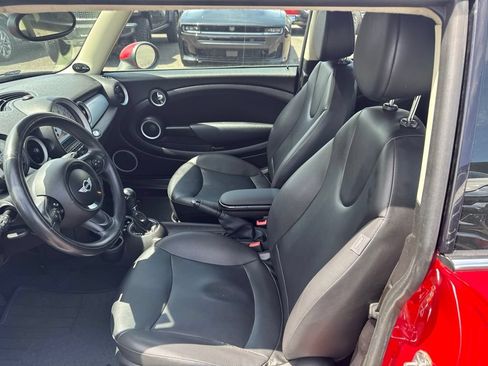 Used 2013 MINI Cooper Hardtop FWD image 4