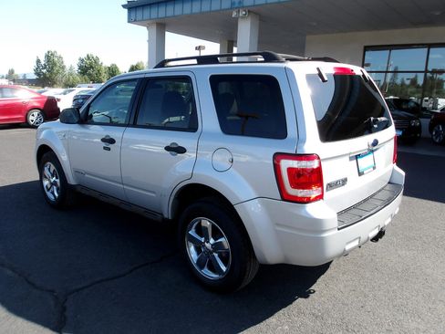 Used 2008 Ford Escape XLT image 3