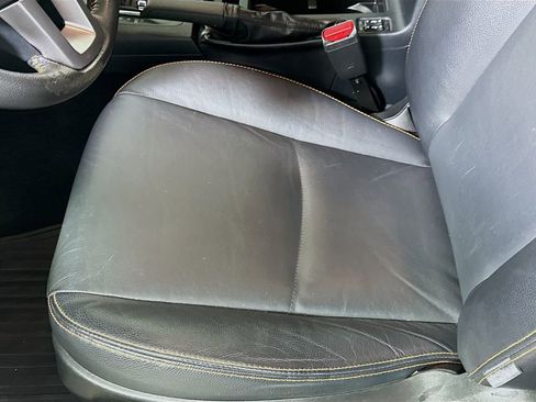 Used 2017 Subaru Crosstrek 2.0i Limited image 18