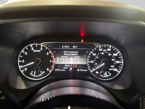 Used 2021 Nissan Rogue SV image 10