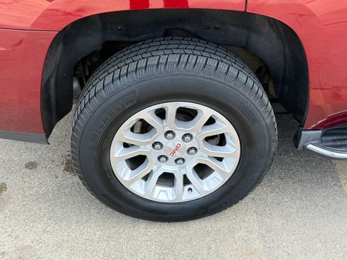 Used 2018 GMC Yukon SLT AWD/4WD image 50