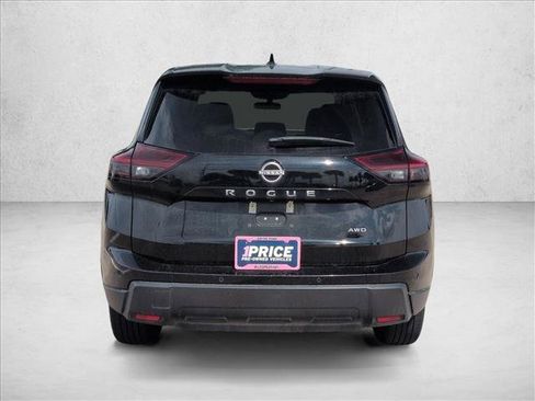 Used 2025 Nissan Rogue SV AWD/4WD image 6