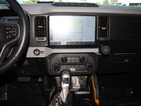 Used 2022 Ford Bronco Badlands AWD/4WD image 19