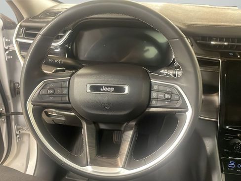 Certified 2024 Jeep Grand Cherokee Limited 4xe AWD/4WD image 13