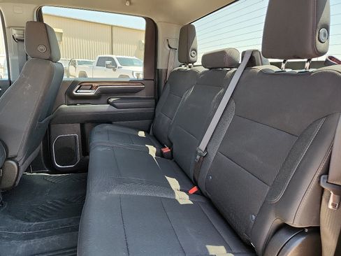 Used 2025 Chevrolet Silverado 2500 LT AWD/4WD image 10