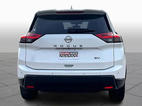 Certified 2024 Nissan Rogue SV image 5