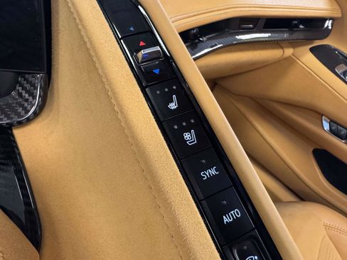 Used 2023 Chevrolet Corvette Stingray Premium Conv w/ 3LT image 33