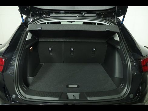 New 2026 Chevrolet Trax LT w/ Driver Confidence Package FWD image 11