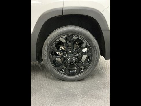 Used 2020 GMC Terrain SLE w/ Driver Convenience Package AWD/4WD image 38