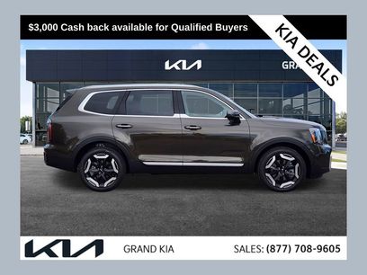 New 2025 Kia Telluride EX