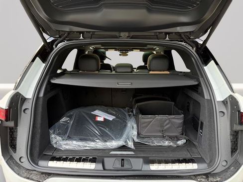 New 2026 Land Rover Range Rover Sport Dynamic SE image 31